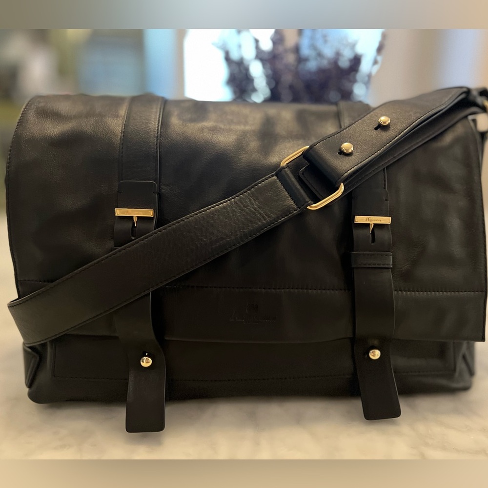 Aquascutum London Men's Laptop Leather Satchel Bag